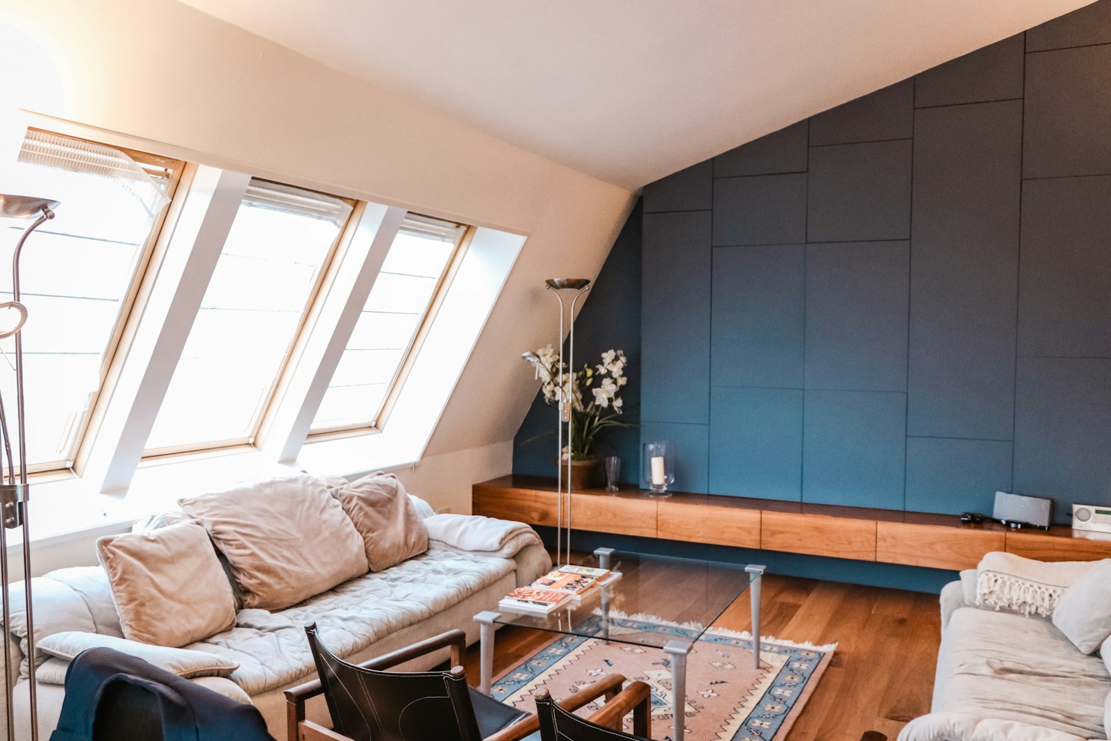 A Silver Amore – Short Term – Deluxe Room (AC + TV) – Single Occupancy