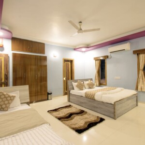 Swarnim 14-Day All-Inclusive Stay Package (Per Person)