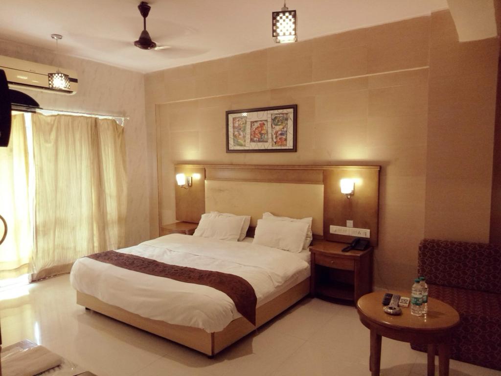 KAMAT RESORT – One Day Picnic Package