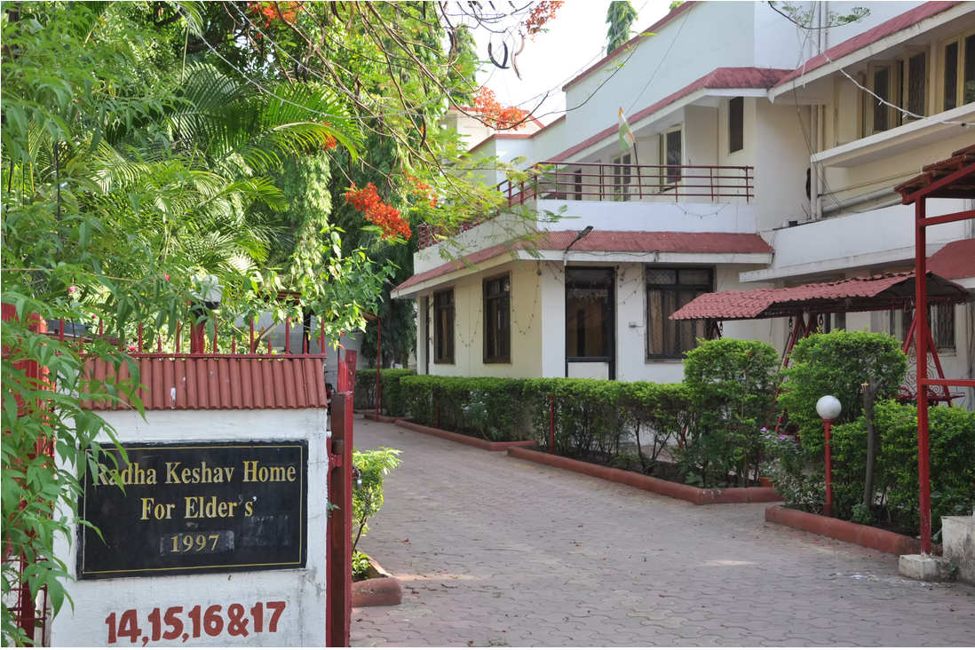Deolali, Nashik Radha Keshav Elders Home | Premium Women’s Senior Citizen Home